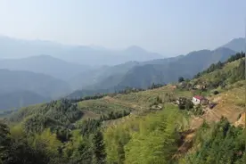 人过八十岁，最痛苦的，不是没房没钱，而是失去了这三座靠山图片