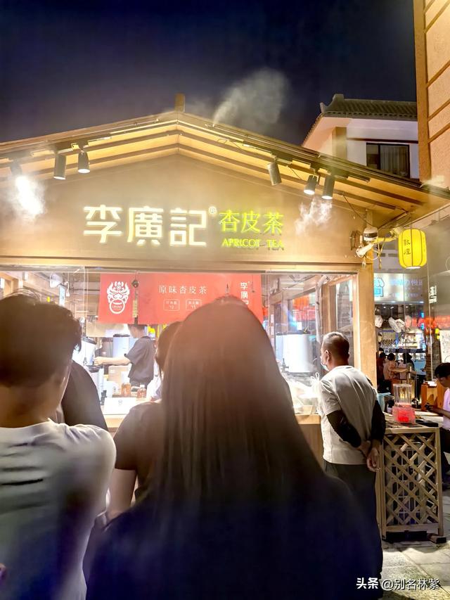 河西走廊自由行（10），说说我的旅行搭子和敦煌的住宿