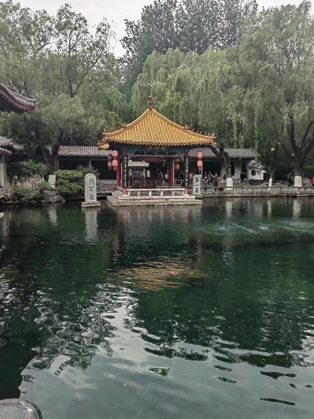 速游济南趵突泉后记