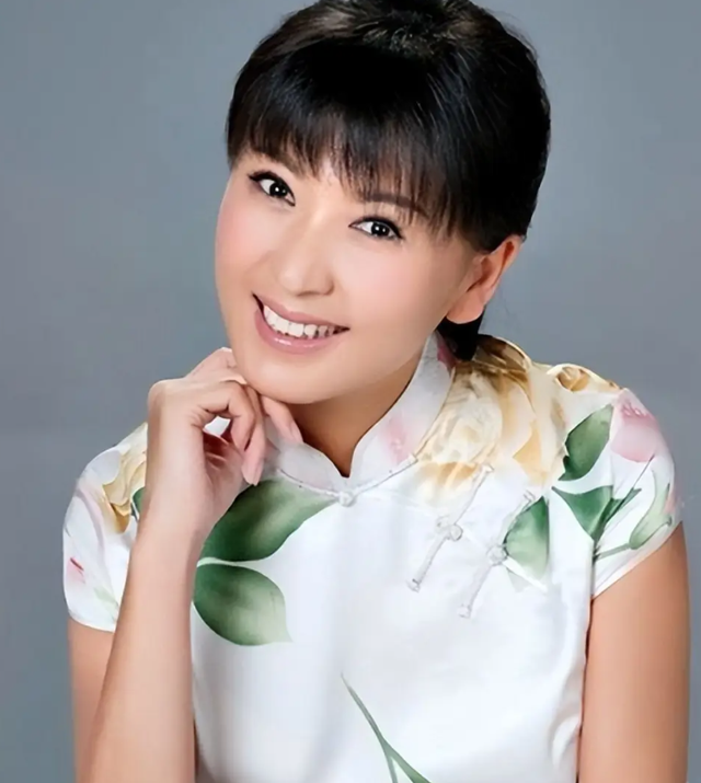 重罚！偷税、背人命债，被官方彻查后首露面的闫学晶 迎来最终结局