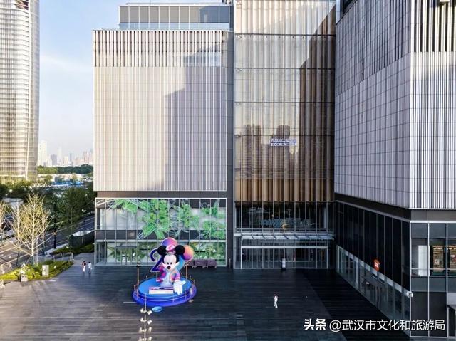 限时3天，武汉江边，迪士尼派对好友来了！