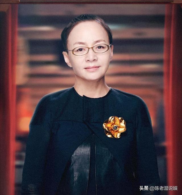 挤走宋丹丹上位，嫁给英达27年，北大才女梁欢的“报应”来了?