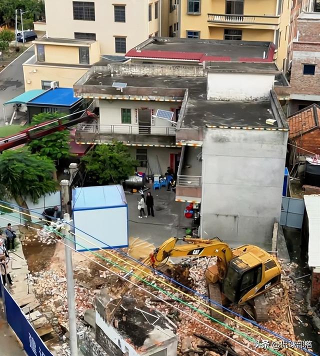 全红婵第二套房设计图曝光	，院子划开大伯家界限，内幕引人猜测