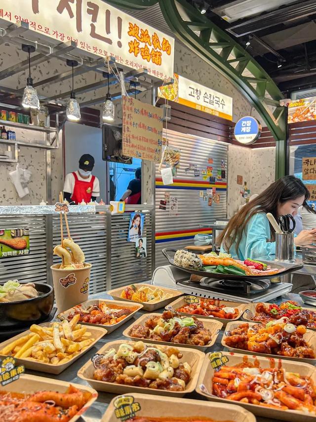 我是成都人，在江苏南京待了几天，憋不住想讲南京的独特印象。