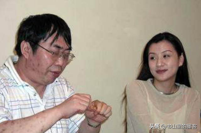 聂卫平离世不到1天，私生活被扒	，恶心的事发生，小23岁娇妻遭殃