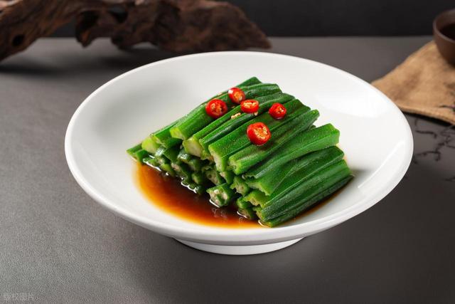 入秋后，葡萄桃子靠边站，经常上火多吃它，遇到别手软才几元1斤