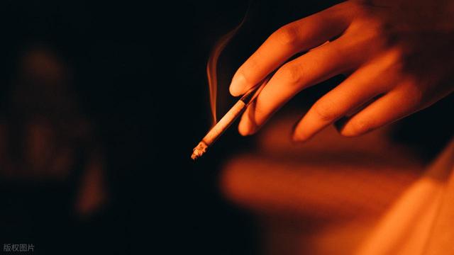 拔牙后护理指南：照着做少遭罪，否则有你“疼”的