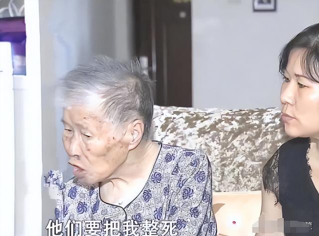 湖南一女子因长得太漂亮，55岁没上过一天班，颜值曝光后网友懵了