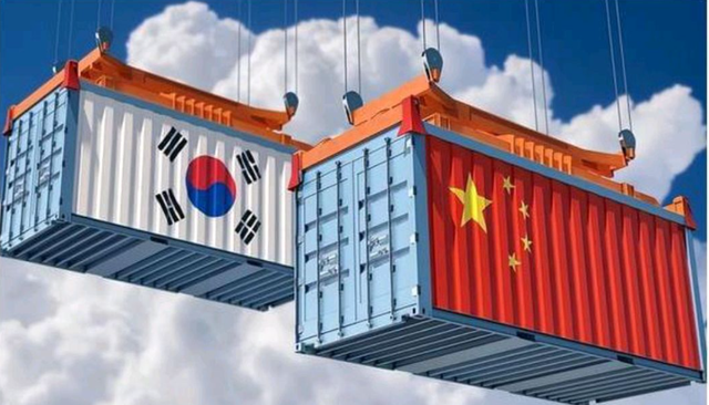 李在明拒绝出席中国阅兵，王毅挂断电话，送了韩国一句话