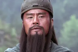 关羽四句话给五虎将排了座次：张飞第一，马超第三，赵云排第几？图片