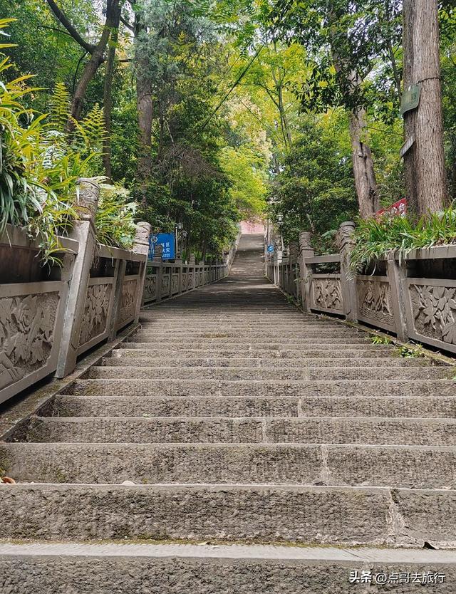 成都爬山徒步线路，全部免费，魅力不可挡，尽享山野宁静与清幽！