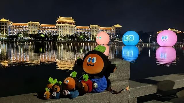 五月天歌迷专车发车！铛铛车主题“卜”惊喜登场~