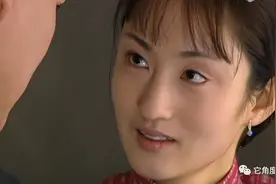 《大宅门》：申小青至死不知，情夫于觉生爱的根本不是她！图片