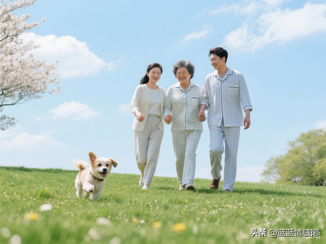 老了才懂，这5件事快为家人做，温暖亲情，留住晚年的幸福和感动