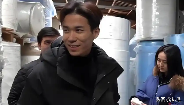 5 年前，靠倒卖口罩一年赚 60 亿元	，住 5 万一夜酒店的他，如今咋样了