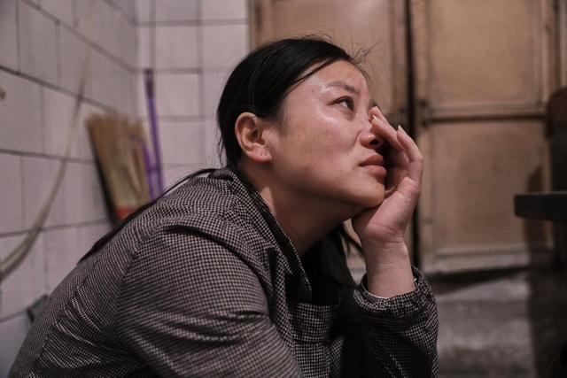 拆迁款900万都给儿子，父亲70大寿六姐妹都没回，5个月后儿子懵了