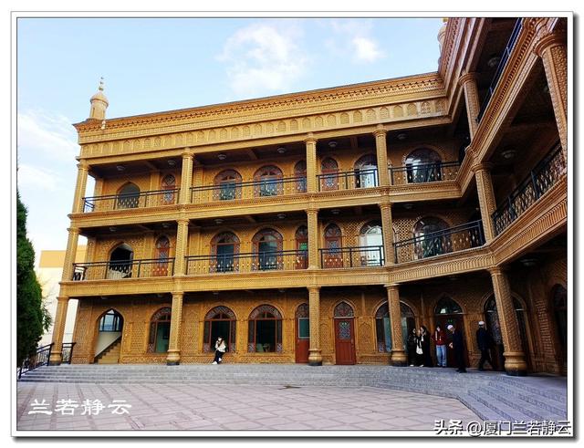 青海西宁市区里的几座清真寺 & 下南关美食街