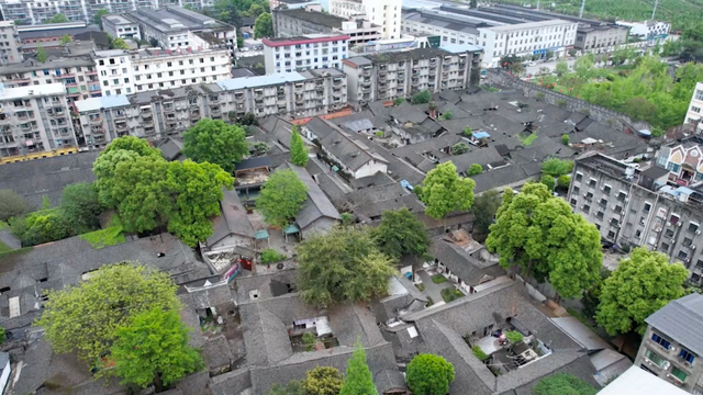 探寻老街巷褶皱里的城市密码，感受正宗郫都味~