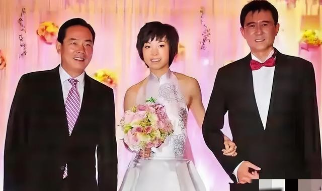 结婚16年，张怡宁与富豪丈夫，终究逃不过"老夫少妻"的残酷现实