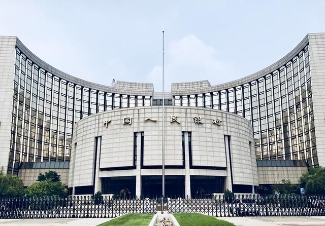 游戏结束，中国大规模抛售美债！特朗普政府已通知中方，一个不变