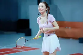 遇到对手偷后场发球怎么办？学会这几招轻松化解！图片
