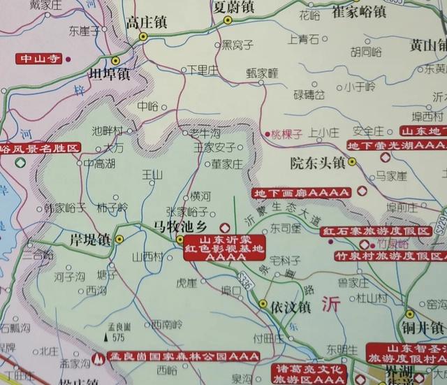 山东省沂南县是《生万物》取景地,在马牧池乡,让人想起小时候
