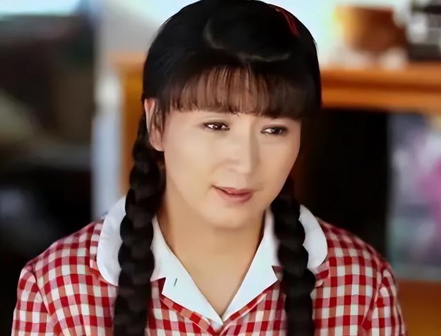 闫学晶哭穷风波大反转！儿子忍不住说出真相	，有一点让那英说对了