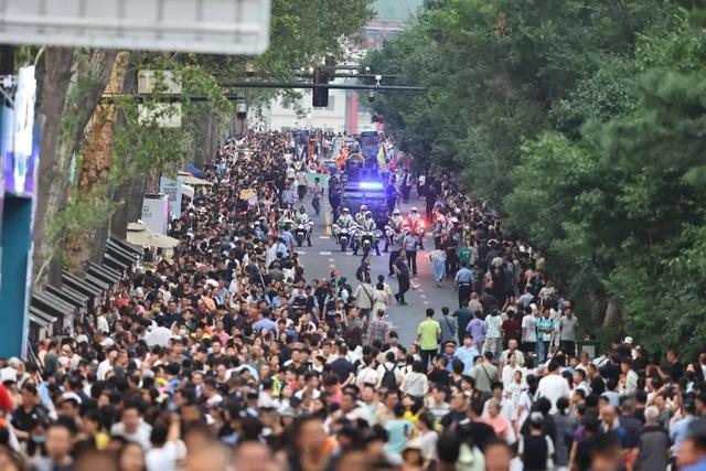 越夜越精彩！长春这条老街，根本逛不够！