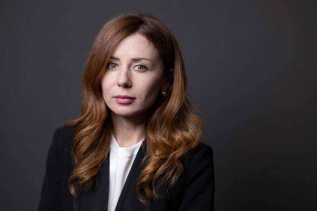 执政倒计时？泽连斯基钱包照流出：金色马桶照亮乌克兰腐败黑洞！