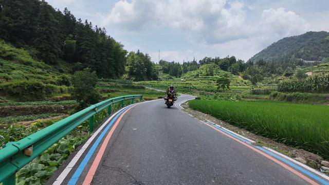 皖浙摩旅二人转——谷丰村篇