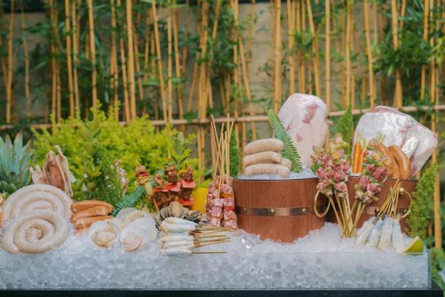 夏天周边游爆款城市，终于等来这个奢牌酒店集团首店！