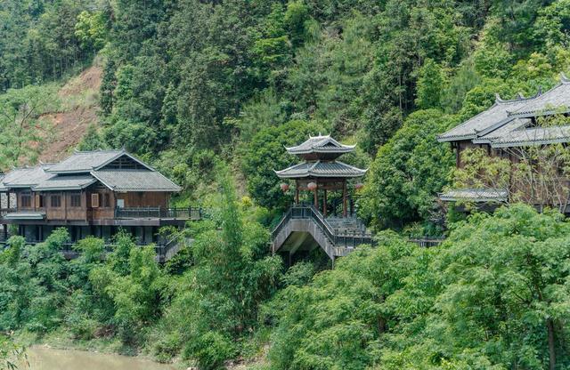 湖北神农架景区4日游玩攻略，用过的人都说好！