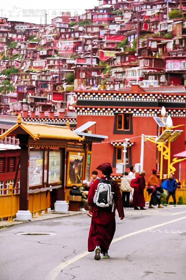 国庆逆向旅行！走进藏在川西深处的佛国圣地，找寻信仰的乌托邦！