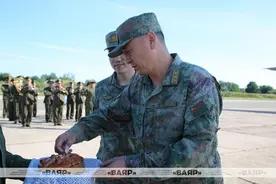 白俄罗斯刚入上合，中国运20载着大批解放军，抵达北约成员国边境图片