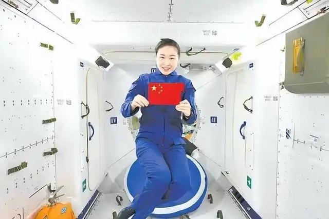 女航天员飞往太空前，为什么要吃避孕药？这是为了防止发生什么？