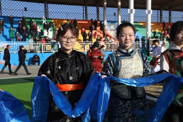 策马踏雪欢歌起！达茂旗冬季那达慕“热力值”超标