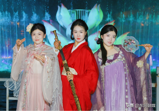 七夕限定！东阿中医药文化旅游区邀你 “鹊桥相会”，解锁浪漫与养生的双重惊喜！ #网络中国节 #齐鲁网络中国节