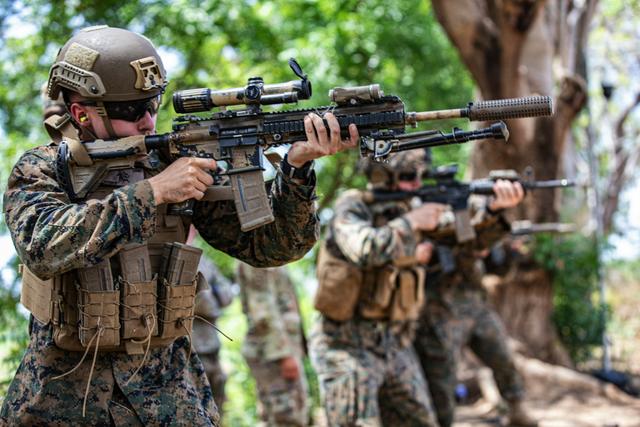 15美元零件卖4.7万，国会、军方、企业相勾结	，美国的军购有多黑