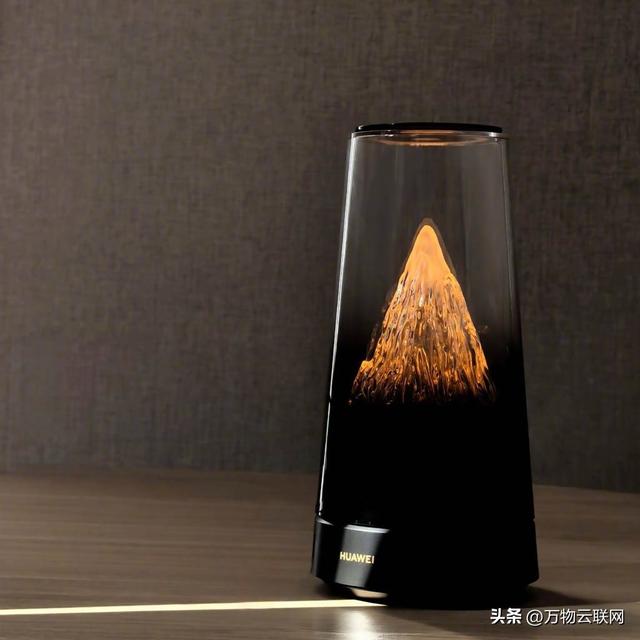 华为首席执行官在等待 Mate 80 发布时预热一款创新产品，引发关注
