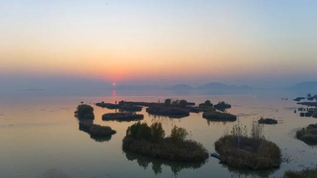 初冬东平湖，最是诗意时