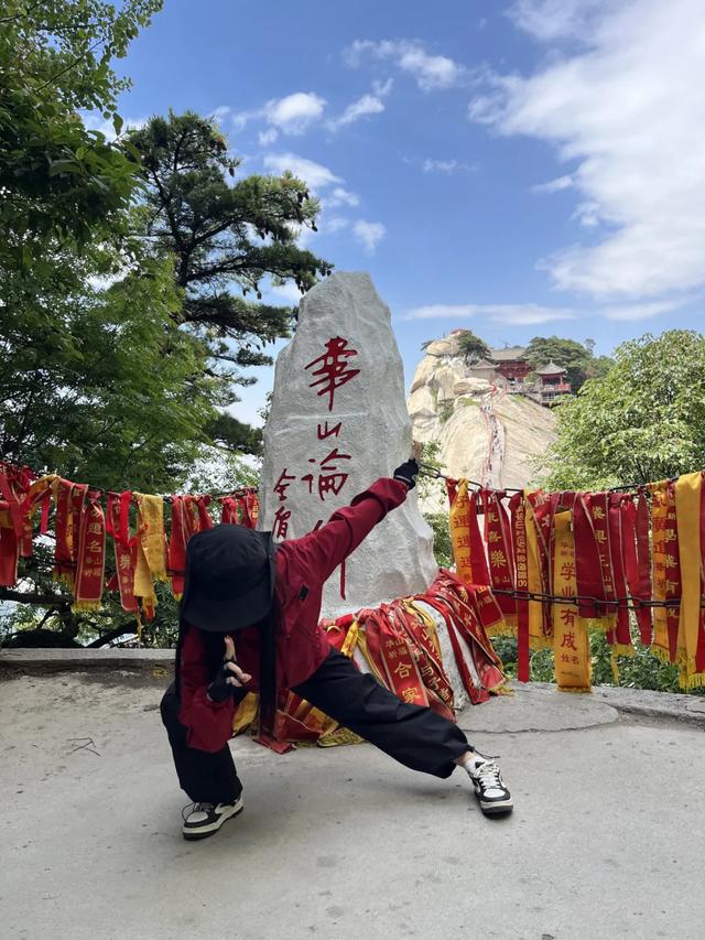 “西安林丹杯”+华山双buff叠满 西峰索道邀您 赴一场顶峰热血之约