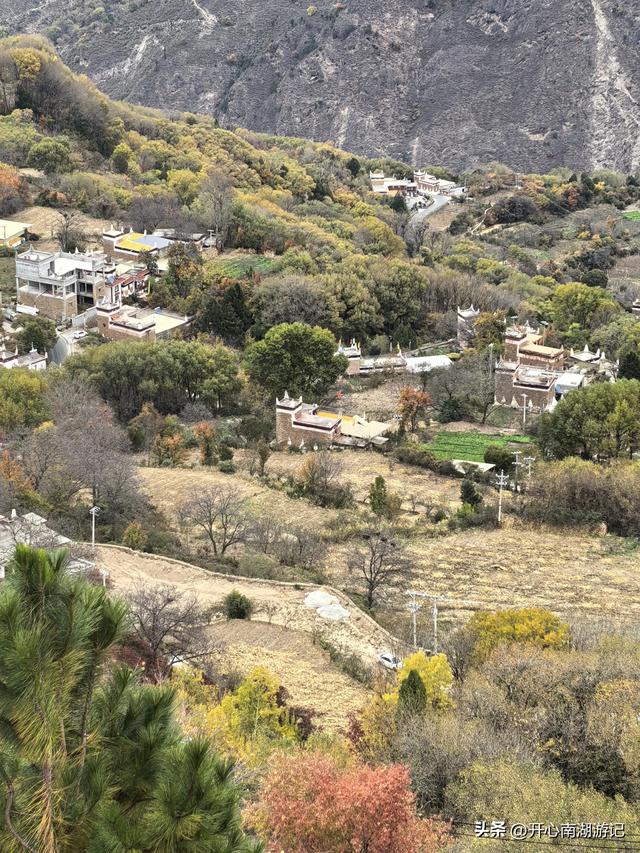 喀什经317到成都，色达县-都江堰，甲居藏寨、理小路、桃坪羌寨