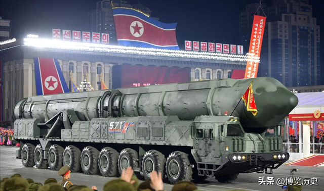 2100枚核弹24小时待命	，张召忠曾发出警告：一旦开战，无处可逃