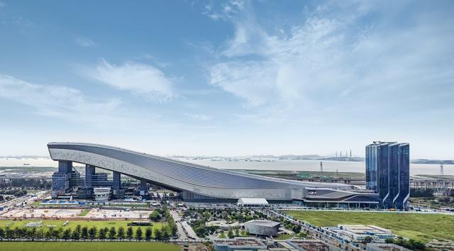 全运宝安时刻丨“巨好看 巨能玩 巨划算”！宝安“湾区聚宝季”开启，暖冬狂欢季邀您入局