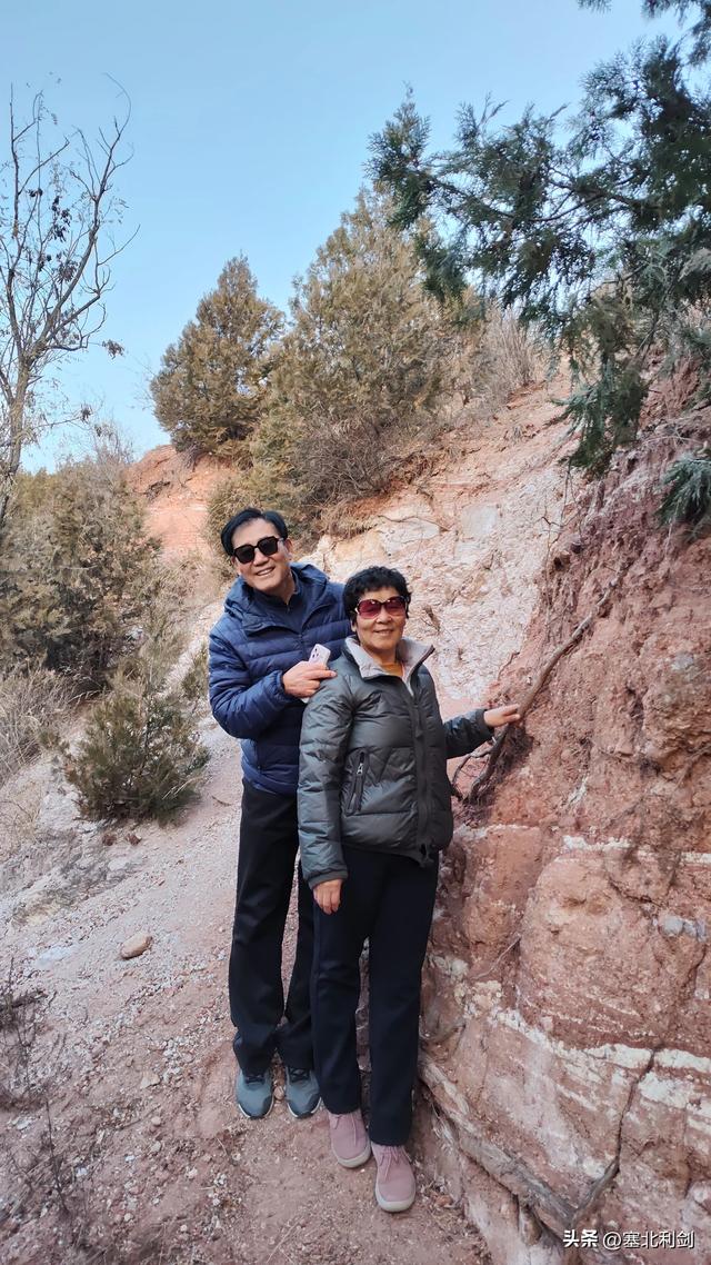 张家口市郊区还有如此丹霞地貌！