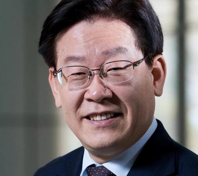 李在明刚离开日本	，果然不出所料！韩国就喊话中方：最好尽快谈判