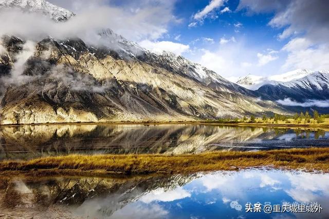 然乌湖,多彩善变的眼眸,今天带你看看难得一见的“镜面然乌”