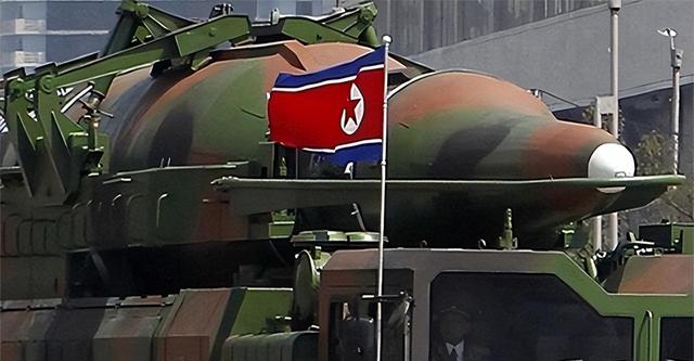 1996年，韩国特工朴彩瑞将窃听器放入尿道中，去面见朝鲜领袖
