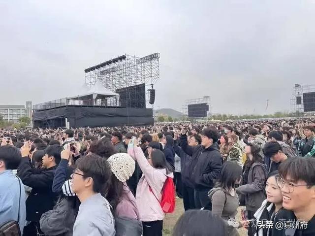 杨昕调研仪征市文体旅工作