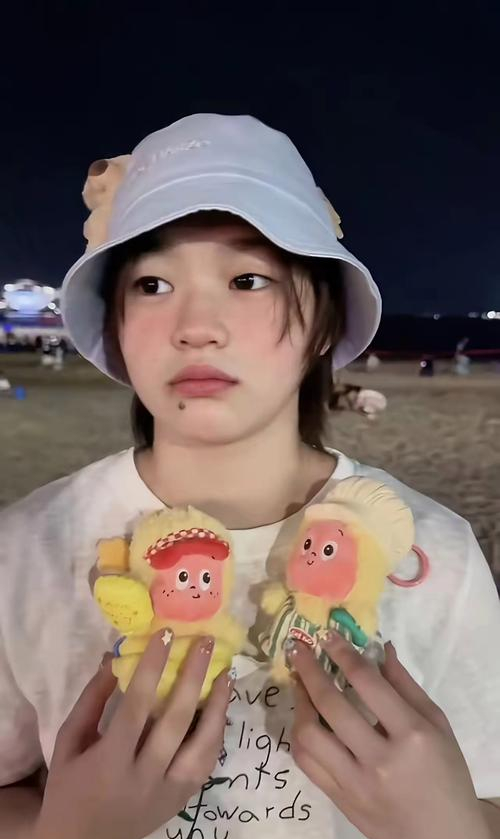 全网刷屏！全红婵全运会后三件大事打破质疑，人民日报为她发声